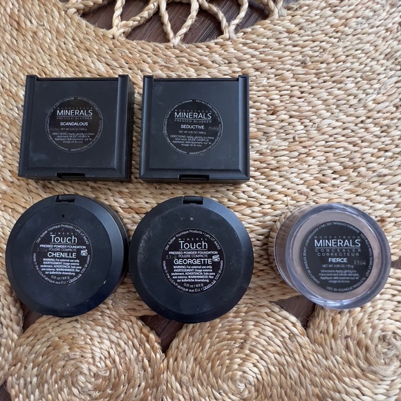 Younique Brand Blush and Bronzer Powder Bundle 💗 - Picture 2 of 2